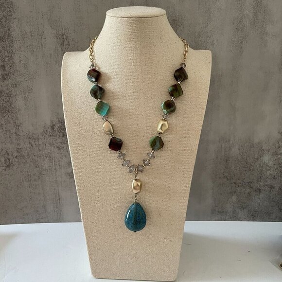 NWT Chico's Salacia Pendant Faceted Bead Statement Ethnic-Inspired Necklace 18" - Picture 1 of 5